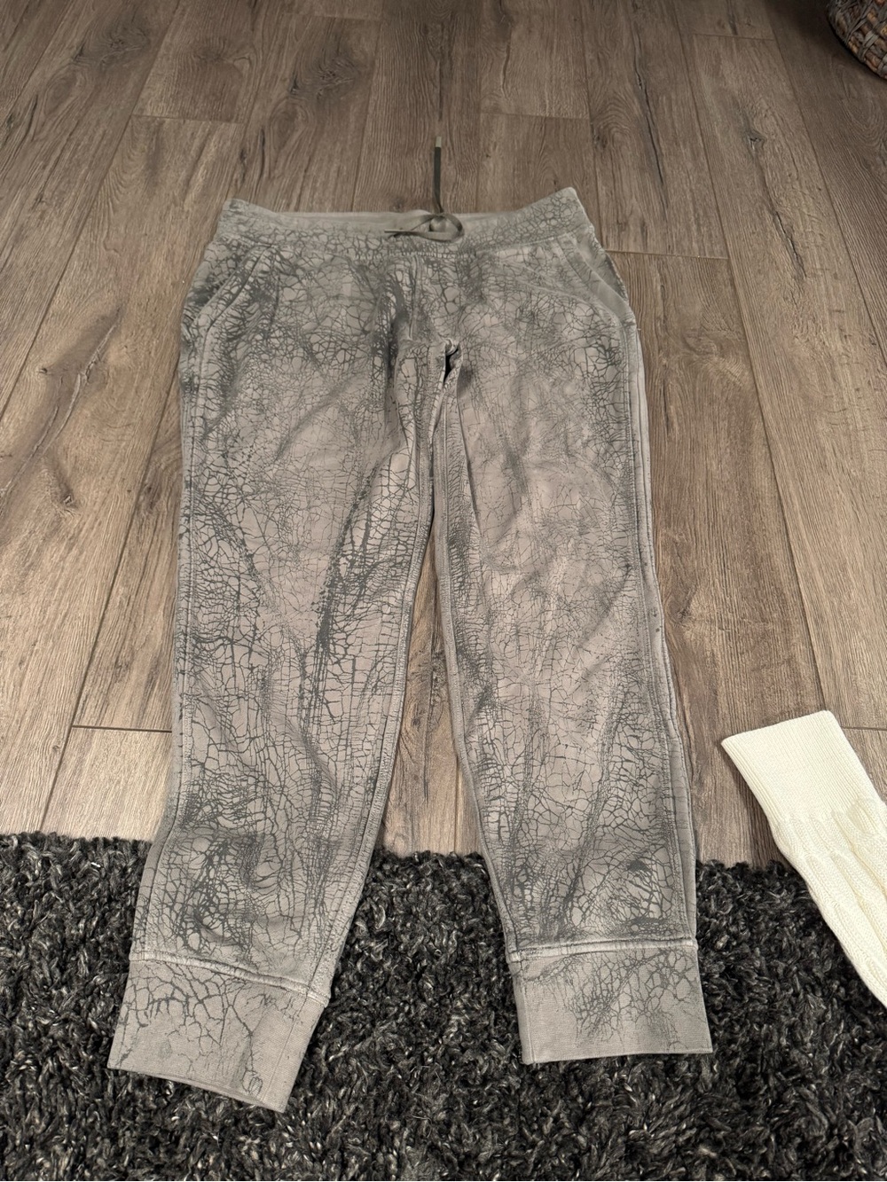 Gray Cracked-Pattern Jogger Sweatpants